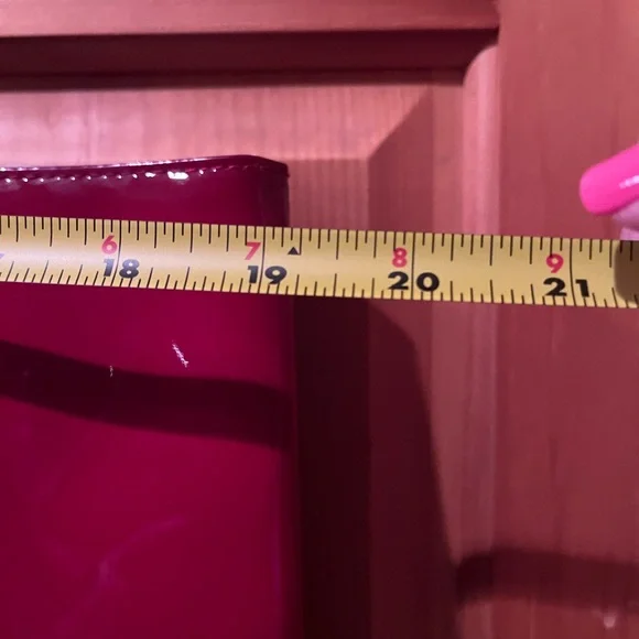 Elizabeth Arden large red and black patent tote bag - Picture 3 of 8